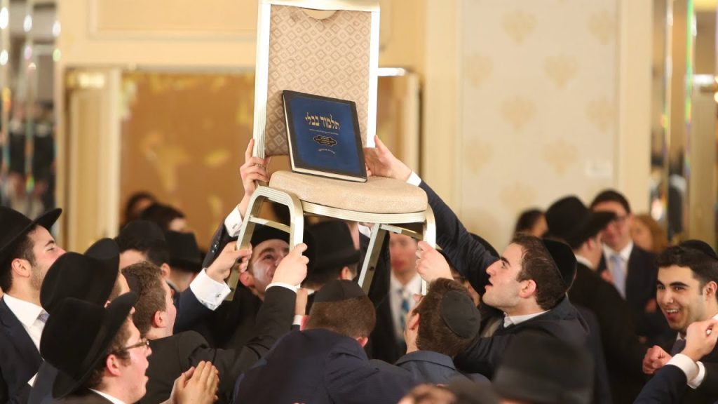שמחה ליינר - "Vhaarev Na" Featuring Baruch Levine & Simcha Leiner