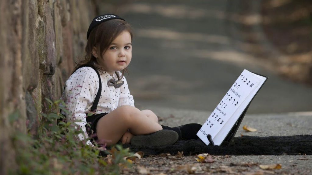 מאטי אילאוויטש - בן שלוש - דריי יאר אלט -מוטי אילוביץ | מתורגם. Three years old - Motty Ilowitz