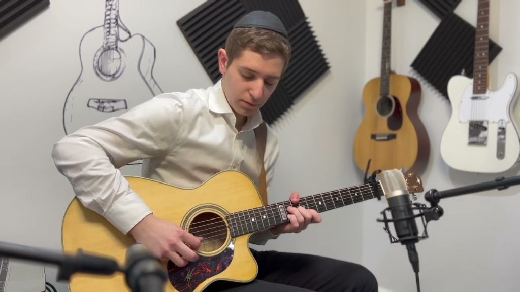 ארי אתינגר - Abba (Avraham Fried) Fingerstyle Guitar arrangement b