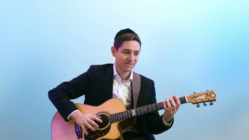 ארי אתינגר - Chalom Kmo Yosef (Hanan-Ben-Ari) Guitar cover by Ari Ettinger, Ari Boiangiu and Aryeh Kunstler