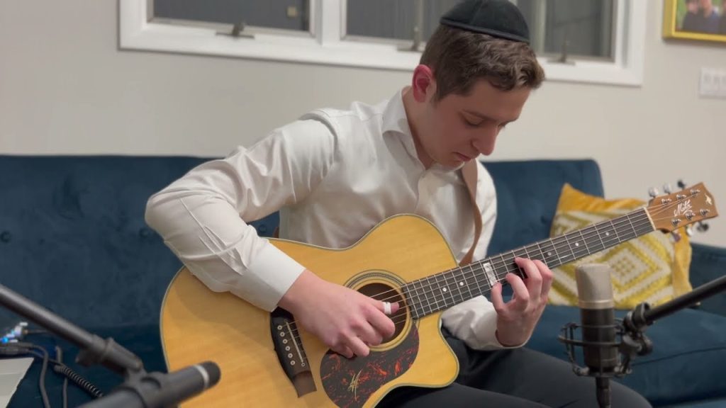 ארי אתינגר - Adam Harishon Niggun - Fingerstyle cover b