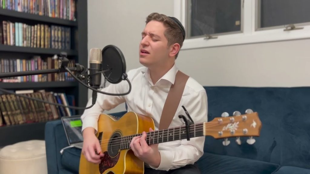 ארי אתינגר - Meloch [R' Shlomo Carlebach] - Fingerstyle arrangement and vocals b