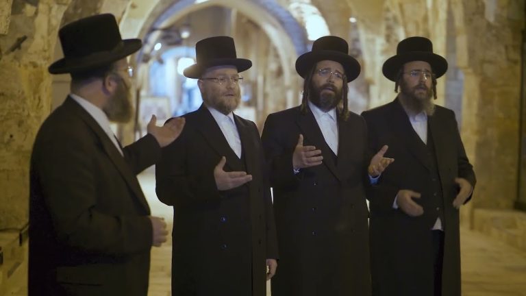מנדי רוט, יצחק יעקב רוט, מקהלת ויז'ניץ, דוד גולדברג - והביאותים