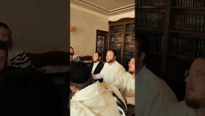 'על נהרות בבל' – ביצוע ווקאלי חברי קהילת 'דאווענען'
