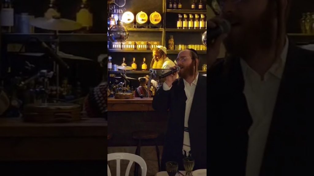 הקלידן יואלי יורוביץ - רחם בחסדך: יואלי יורוביץ & עקיבא גרומן באירוע יוקרתית