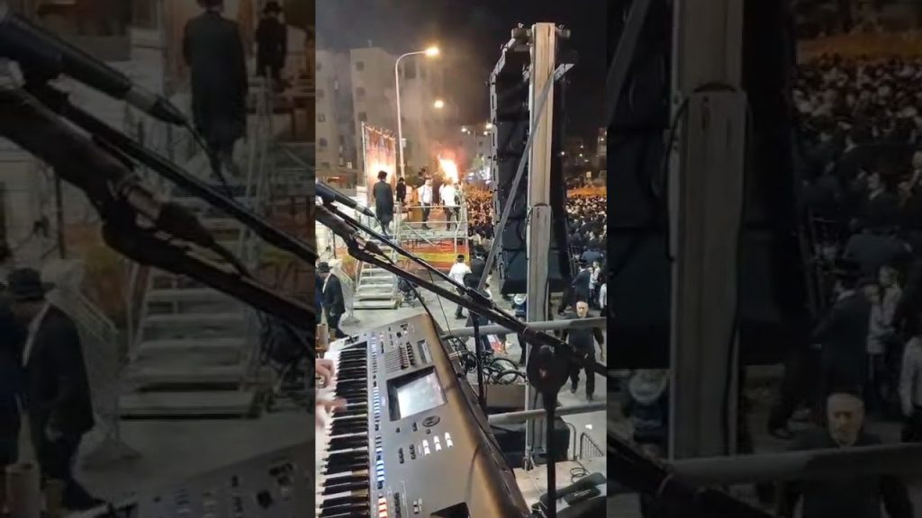 הקלידן יואלי יורוביץ - ל"ג בעומר עם הקלידן יואלי יורוביץ. צפו: