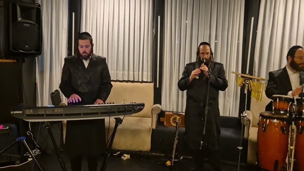 הקלידן יואלי יורוביץ - רחמים (יואלי דווידוביץ) יואלי יורוביץ & פיני אלכמייסטר & דוד גולדמן