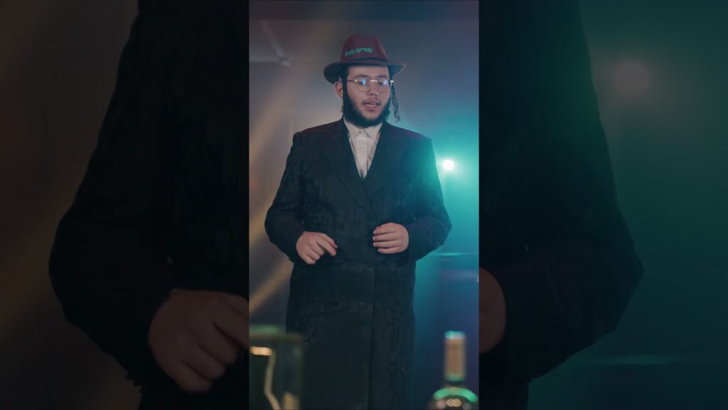 הקלידן יואלי יורוביץ - יואלי יורוביץ ומקהלת נגינה מארחים את גדולי הזמר למחרוזת "פורים שּׁוויִץ" 2/6