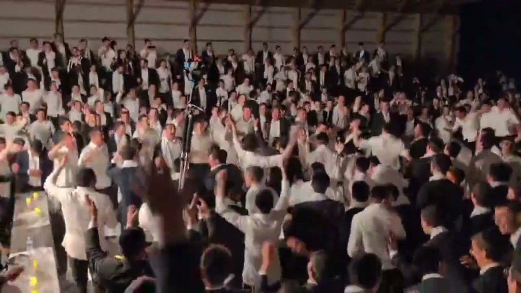 אברהם מרדכי שוורץ בשלטון הכופרים בקמפ בין הזמנים | Avrom Mordechai Schwartz in Camp