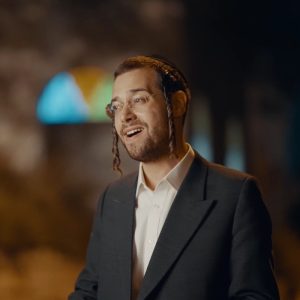 אמן ארי היל