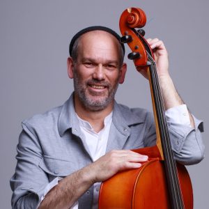 זמר יונתן רזאל
