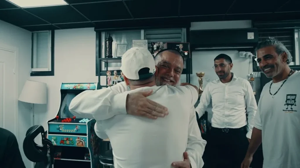 הרב יגאל כהן ועידן בקשי – להיות בשמחה