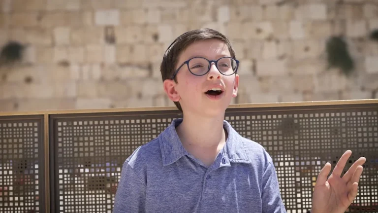 פרחי מיאמי – Miami Boys Choir – & On That Day ( Preview)